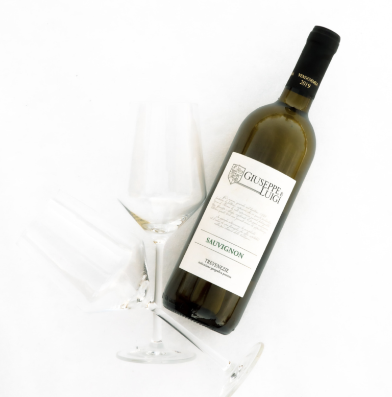Is Pinot Grigio Sweet or Dry? Everything You Need to Know